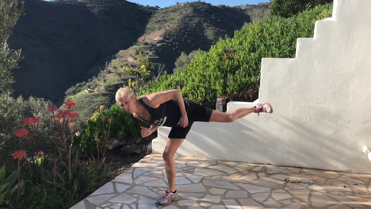 Cardio Kickboxing and Power Stretch