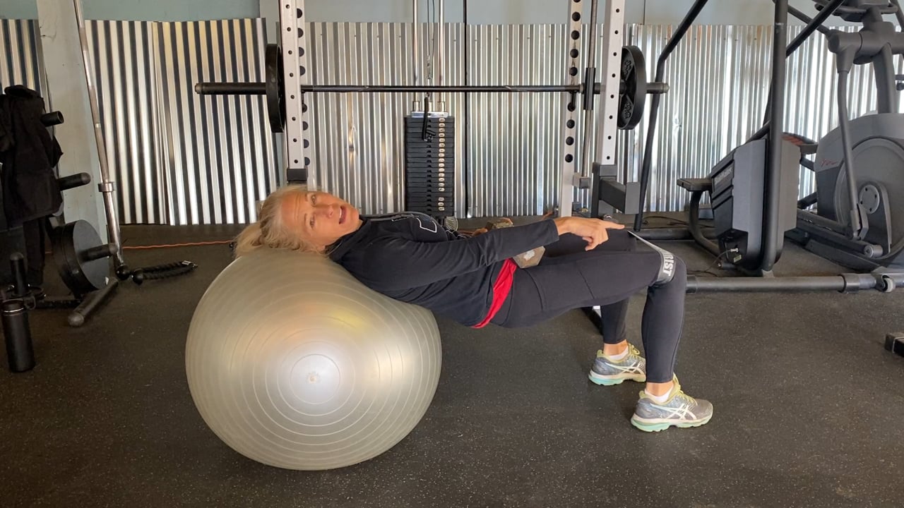 Quick Glute and Leg Workout On Ball