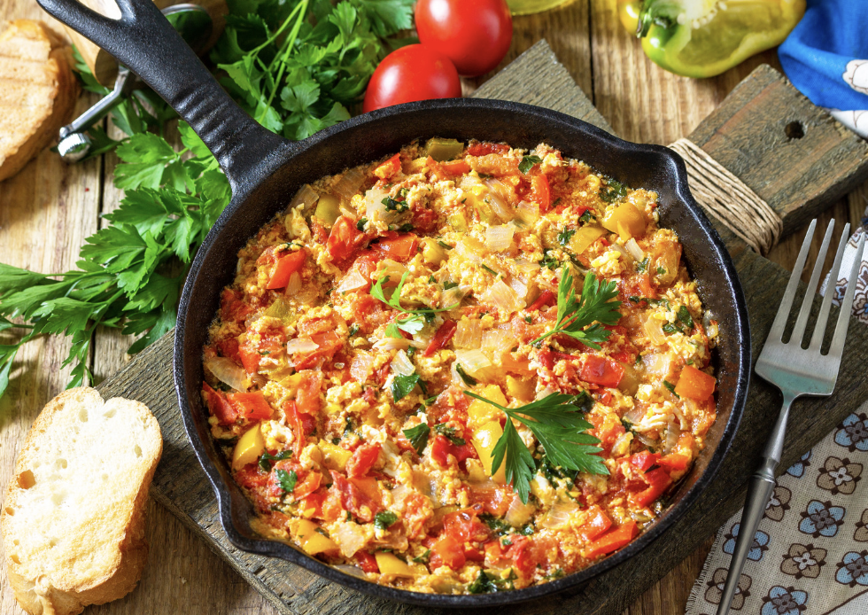 Quinoa with Eggs and Vegetables