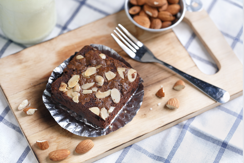 The Healthiest Chocolate Cake!