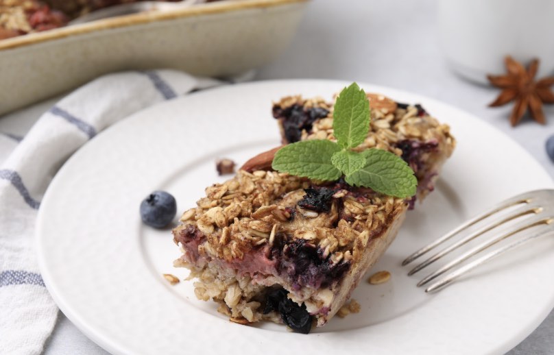 Baked Berry Oatmeal