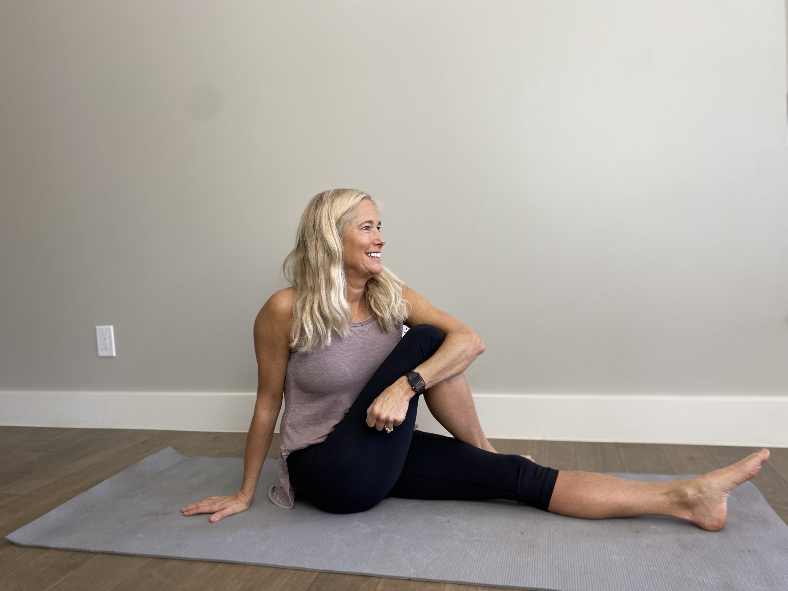 Michelle-Stretching-yoga